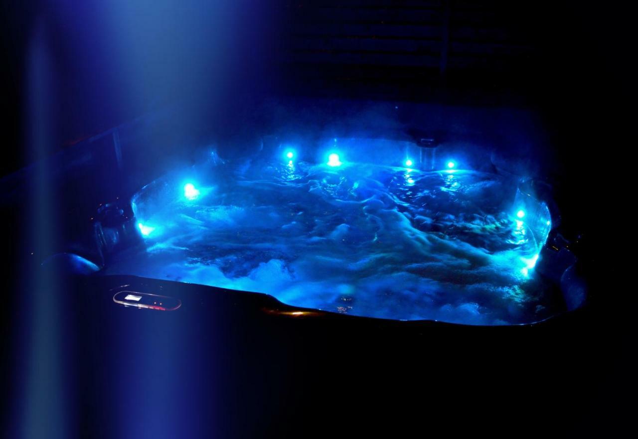 Villa Dakota - Jacuzzi, Zwembad, Playstation Durbuy Exteriör bild